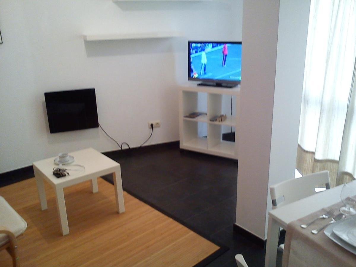 Apartamentos De Uso Turistico Ласе Екстериор снимка