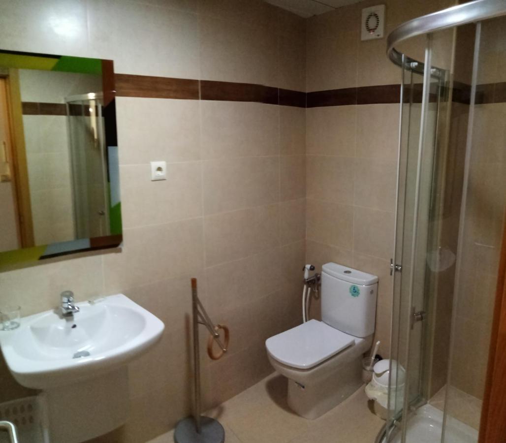 Apartamentos De Uso Turistico Ласе Екстериор снимка